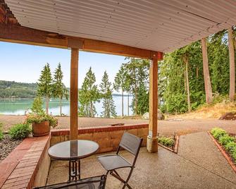 Forest Bay House Apartment - Port Townsend - Patio