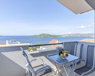 Apartments Katic (56891-A3) - Razanj - Ražanj - Balkon
