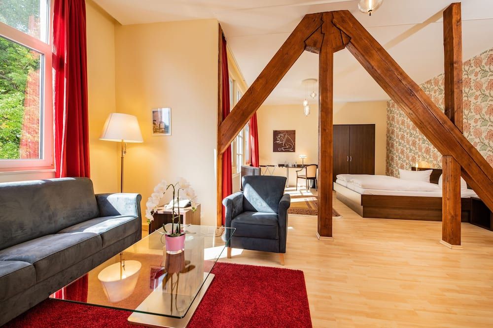 Kulturhotel Kaiserhof - Bad Liebenstein - Wohnzimmer