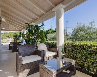 Apartments Del Sole - Nerezine - Patio