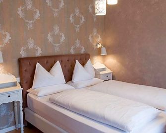 Hotel Olympia - San Vigilio di Marebbe - Bedroom