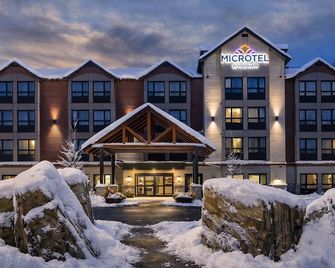 Microtel Inn & Suites by Wyndham Mont Tremblant - Mont-Tremblant - Edifici