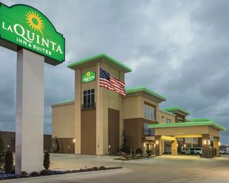 La Quinta Inn & Suites by Wyndham Enid - Enid - Rakennus