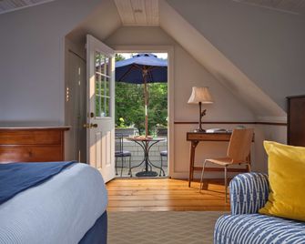 Abbey's Lantern Hill Inn - Ledyard