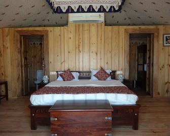 Serene Aravali Resort - Ajmer - Bedroom