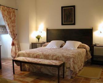 Hotel Puerta de la Luna - Baeza - Schlafzimmer
