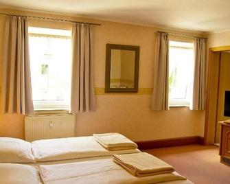 Hotel Garni Promenade - Weissenhorn - Camera da letto