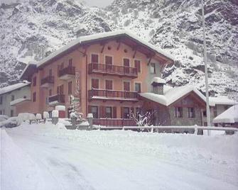 Beau Sejour - Arvier - Building