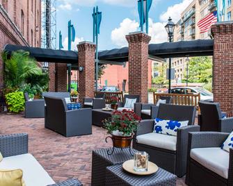The Inn At Henderson's Wharf, Ascend Hotel Collection - Baltimora - Patio