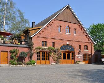 Bettmann regional Einkaufen & Bauernhofurlaub - Ennigerloh - Gebäude