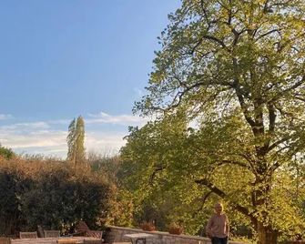 Domaine de La Michelle - Madaillan - Innenhof