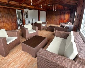 El Montserrat - Hotel Boutique - Santiago - Salon