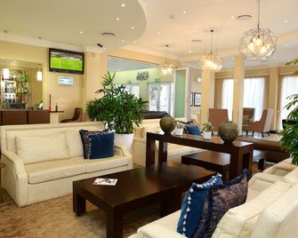 Pavilion Hotel Durban - Durban
