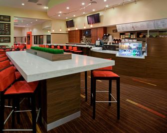 Courtyard by Marriott Rochester Mayo Clinic Area/Saint Marys - רוצ'סטר - בר