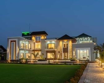 Green Galaxy Villa - Amritsar - Building