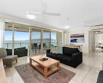 Mariners North Holiday Apartments - Townsville - Sala de estar