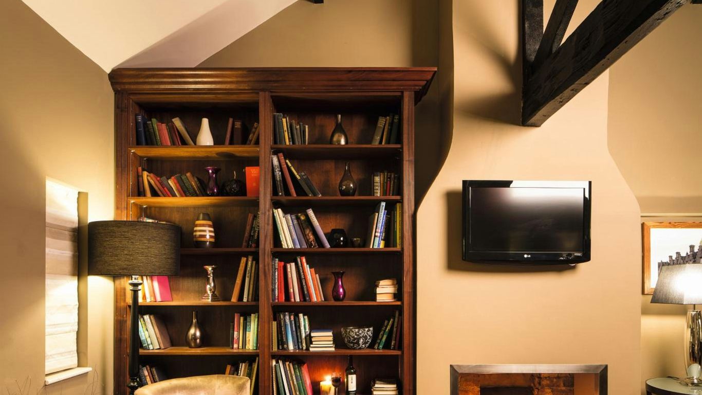 The Bell Hotel Woburn