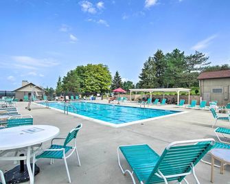 Lakeside Retreat in Dewittville With Poo - Mayville - Pool