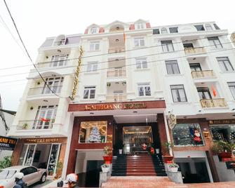 Mai Hoang Hotel - Dalat - Building