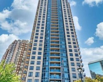 Executive 2 Bedroom 2 Bath Condo Square One - Mississauga - Edifici