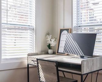 Luxury Short and Midterm Hyde Park Getaway - Cincinnati - Room amenity