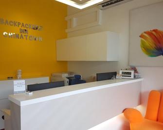 Galaxy Pods @ Chinatown - Singapore - Front desk