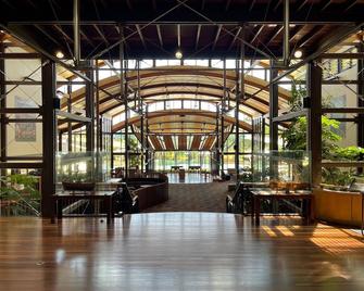 Kookaburra Villa at Kingfisher Bay Resort - Fraser Island - Restaurant