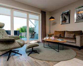 Sylter Seestern Haus Nösseblick - Morsum - Wohnzimmer