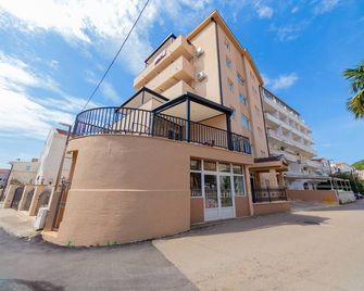 Azzuro apartments Budva - Будва - Будівля