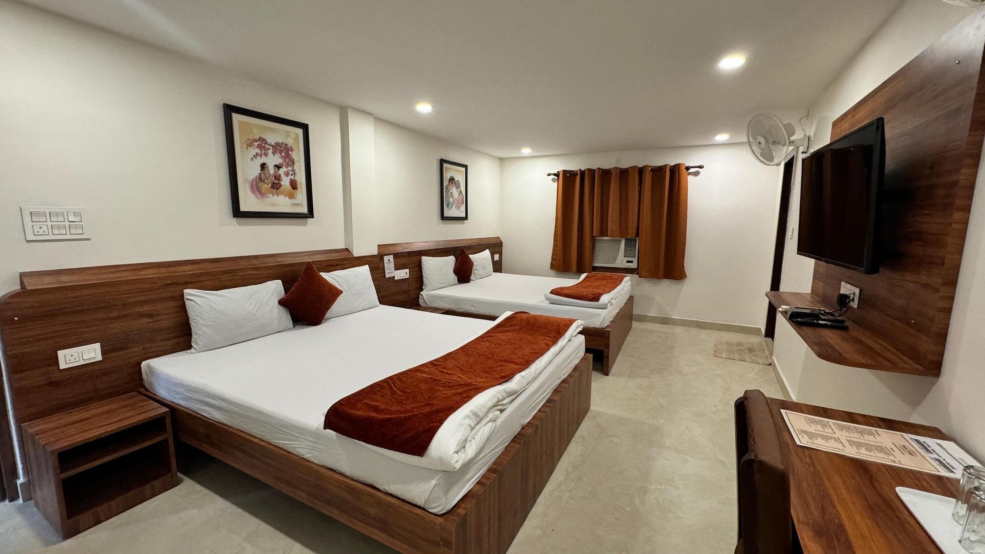 Hotel Saluja - Shiliguri