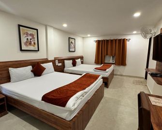 Hotel Saluja - Siliguri