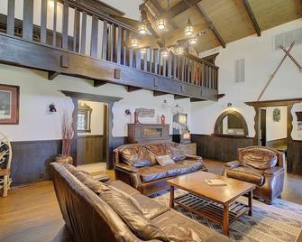 The Ranch House at Shay Meadows by Big Bear Vacations - Big Bear