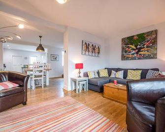 Sandy Lane Cottage in Reydon - Southwold - Living room