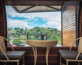 Glamping The Mountain - Guatapé - Balcony