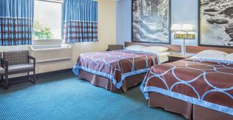 Super 8 by Wyndham New Castle - New Castle - Chambre