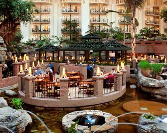 Gaylord Opryland Resort & Convention Center - Nashville