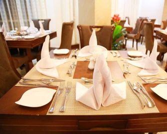 Empolos Hotel Nakuru - Nakuru - Restaurant