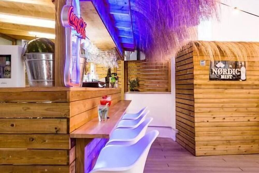 We Hostel Palma - Albergue - פלמה דה מיורקה