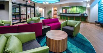 SpringHill Suites by Marriott Greensboro - Greensboro - Lounge