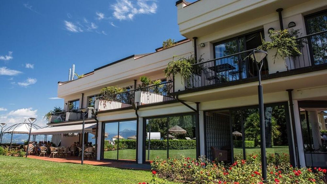 Yachting Hotel Mistral