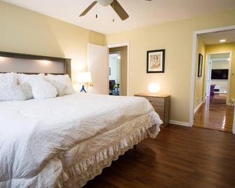 3-BR/2BA apartment just 4 minutes drive to Emory University - Atlanta - Habitació