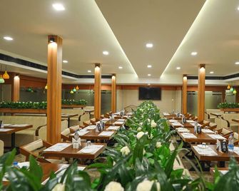 Sunstar Residency & Food Plaza Pala - Kottayam - Restaurace