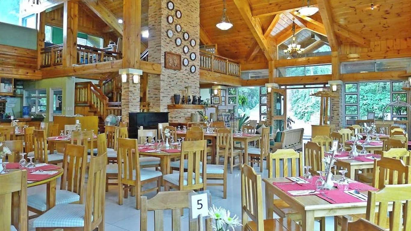 Ridgewood Hotel Baguio near The Mansion
