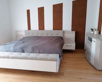 Vacation home on the outskirts of Berlin - Schönefeld - Bedroom