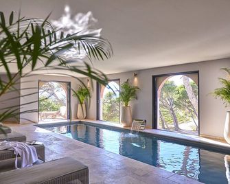 Château Capitoul - Narbonne - Piscine