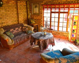 Kairos Home - Middelburg - Sala de estar