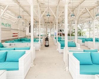 Glamtech Resorts Heaven - Isla de Miyakojima - Servicio de la propiedad
