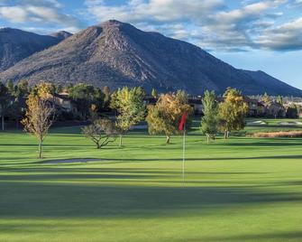 Flagstaff, Az: 1 Bedroom: Top-Rated Resort Near Grand Canyon, Swim & Golf Onsite - Flagstaff - Outdoors view