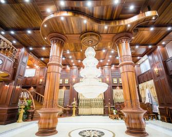 Soubandith Hotel - Pakse - Lobby