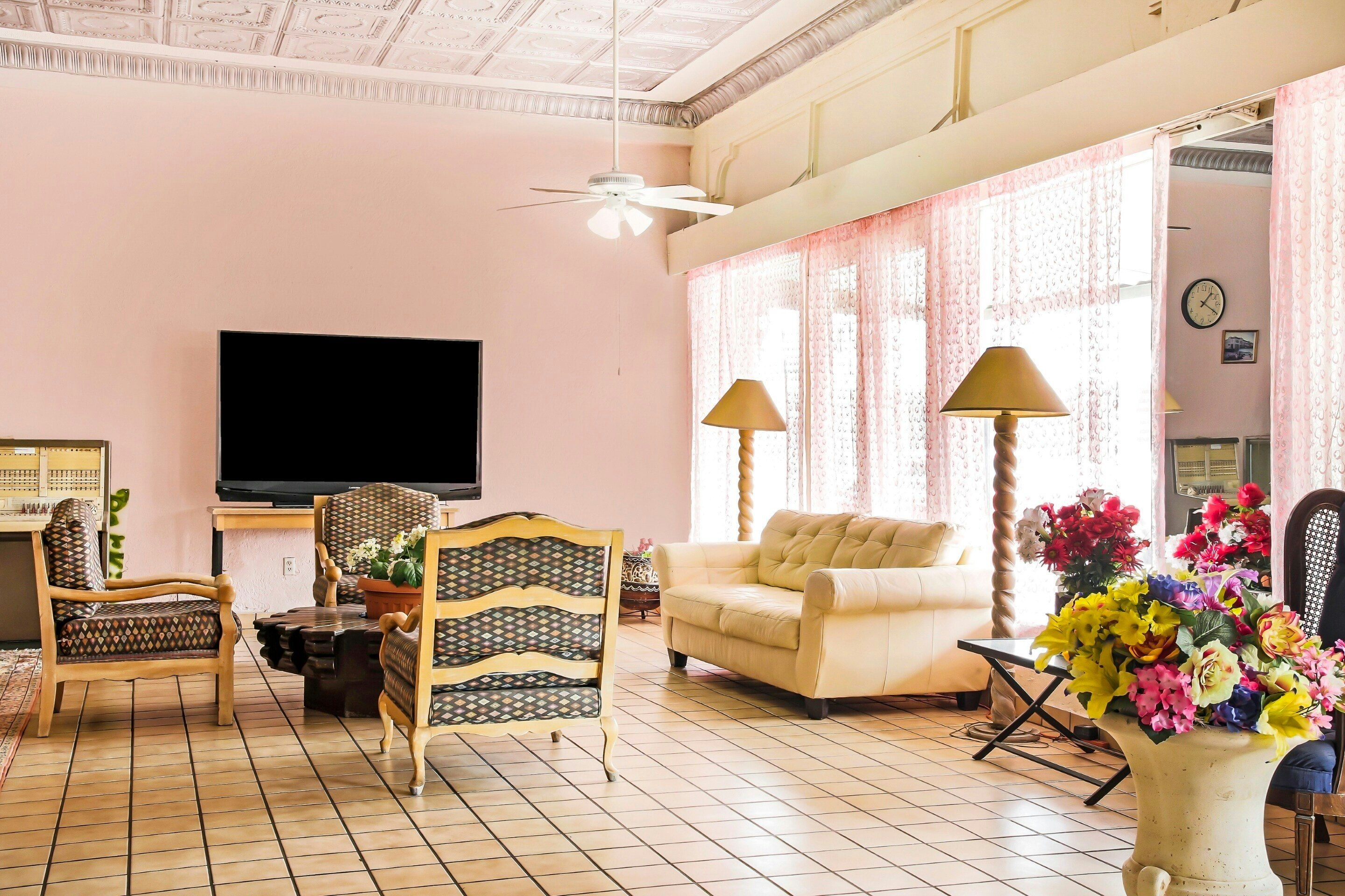 OYO Historic Cameron Hotel Brownsville I-69E - בראונסוויל - שירותי מקום האירוח